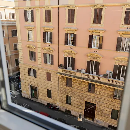 Alojamento de Acomodação e Pequeno-almoço Eternal Roma